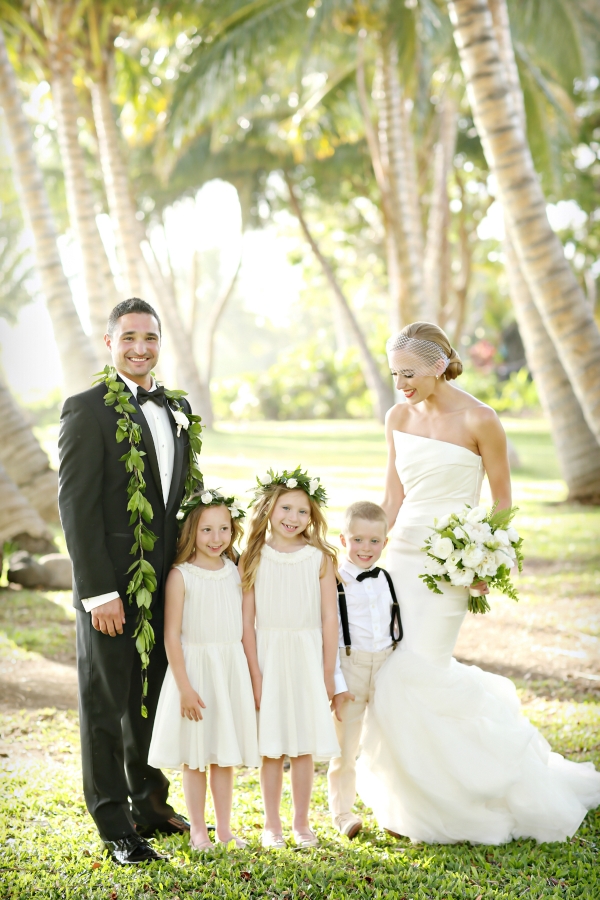 EatSleepWear, Wedding, Beach Wedding, Reception, Alison Conklin, Maui, Hawaii, Olowalu Plantation House, Vera Wang, Kimberly Pesch, Kimberly Lapides, Beach Wedding