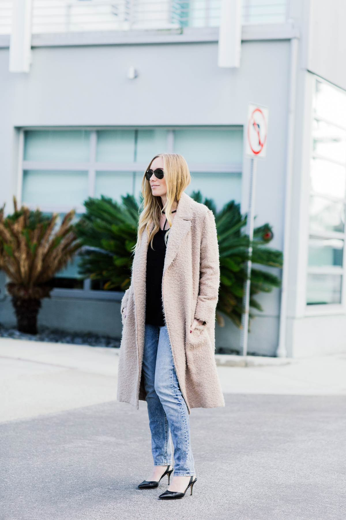 eatsleepwear, Kimberly Lapides, OUTFIT, helmut lang, rag and bone, LNA, Rayban, Manolo Blahnik