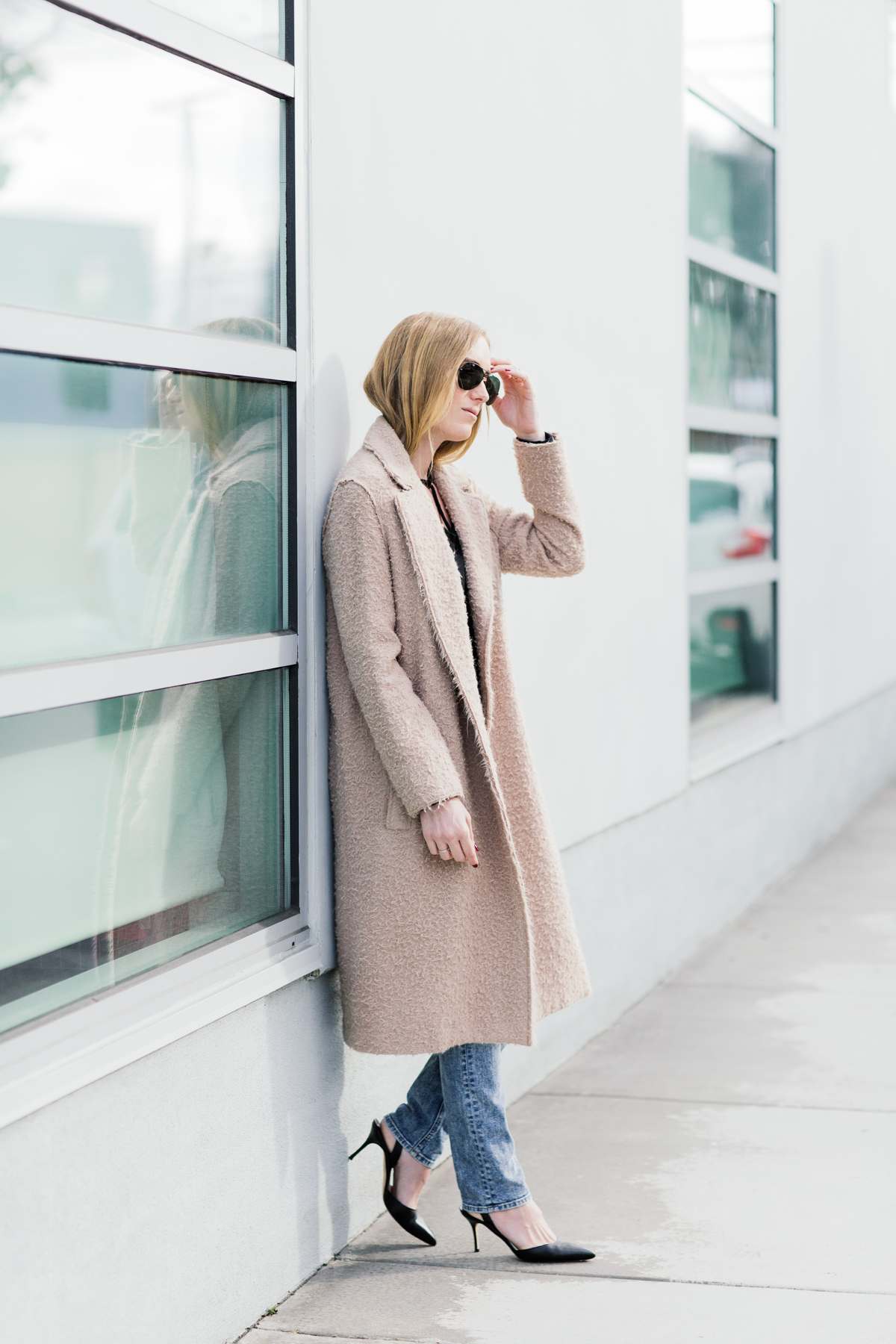eatsleepwear, Kimberly Lapides, OUTFIT, helmut lang, rag and bone, LNA, Rayban, Manolo Blahnik