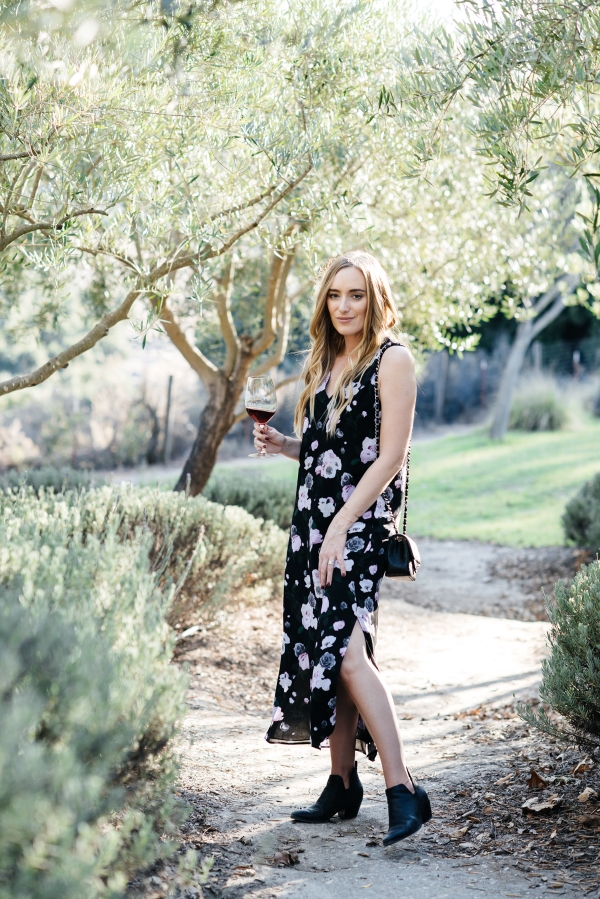 eatsleepwear, Kimberly Lapides, OUTFIT, Santa Barbara, Equipment, Chanel, Sigerson Morrison, Ray-ban, Winery