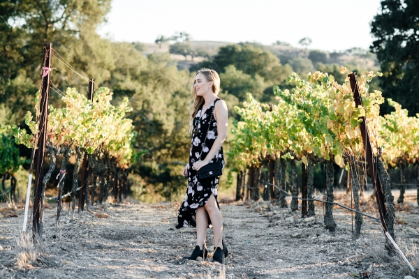 eatsleepwear, Kimberly Lapides, OUTFIT, Santa Barbara, Equipment, Chanel, Sigerson Morrison, Ray-ban, Winery