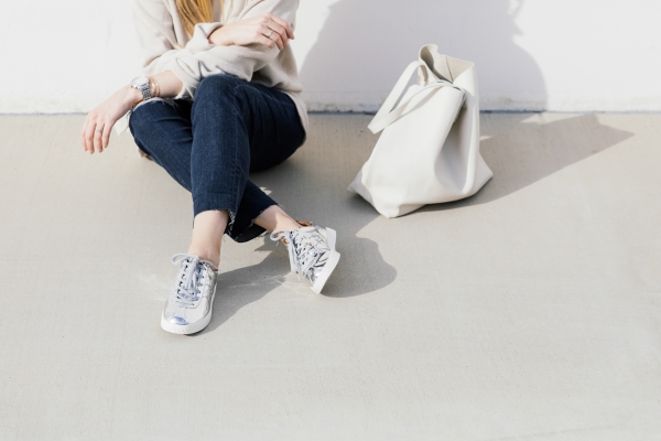 eatsleepwear, Kimberly Lapides, OUTFIT, AG jeans, Theory, Tretorn, Cuyana, Celine, Michelle Watches