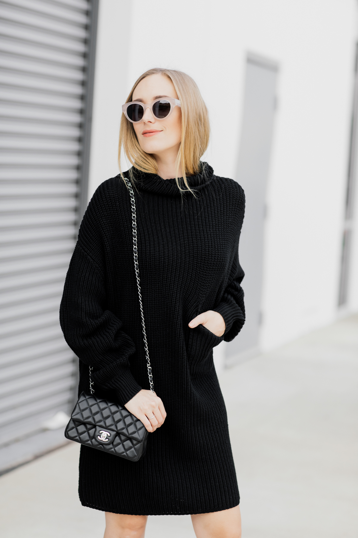 eatsleepwear, Kimberly Lapides, OUTFIT, Aritzia, Marc Fisher, Chanel, Elizabeth And James