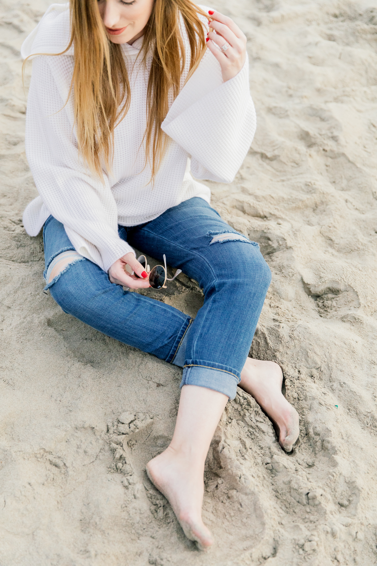 eatsleepwear, Kimberly Lapides, outfit, beach, newport beach, elizabeth and james, lee jeans, rayban