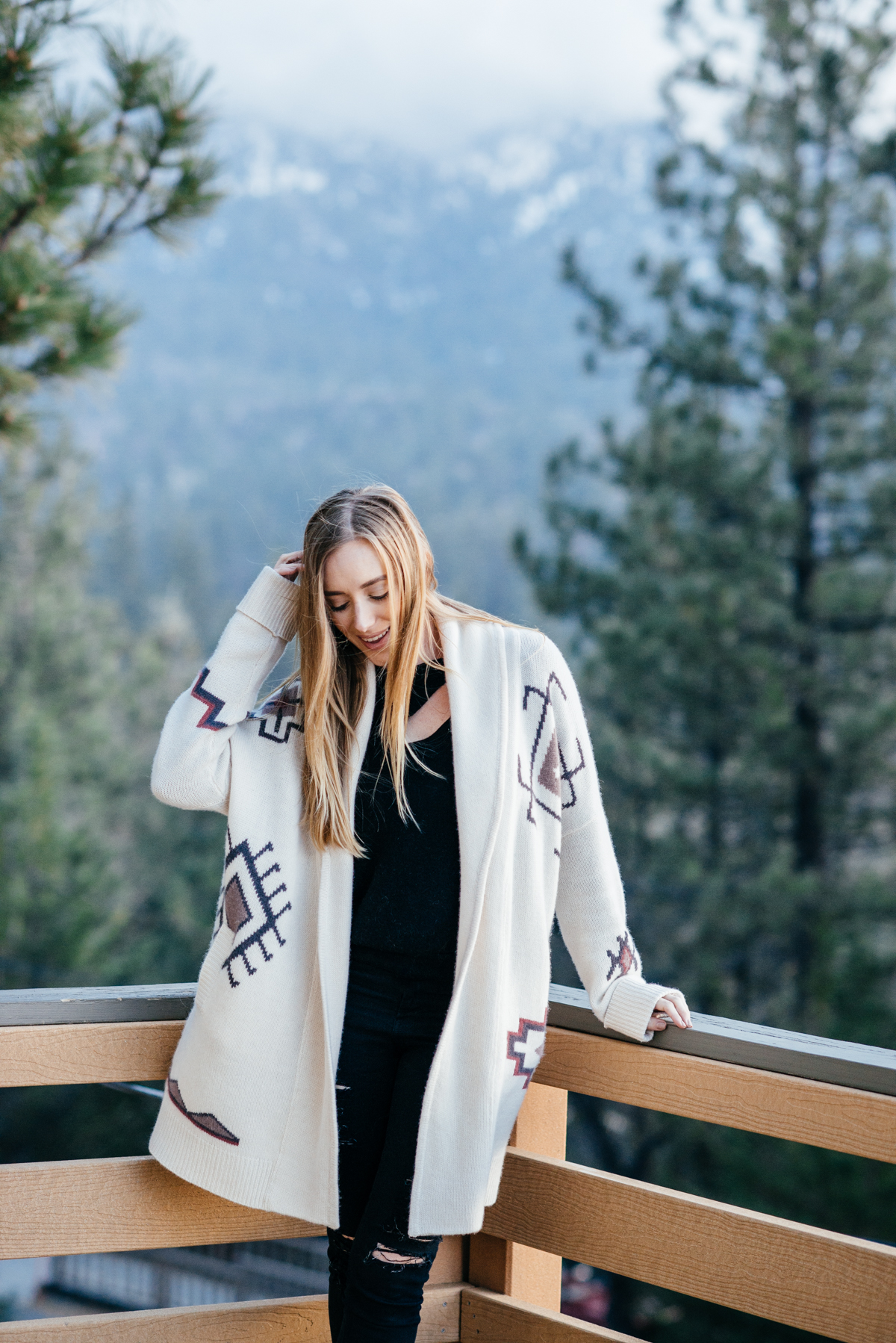 eatsleepwear, Kimberly Lapides, OUTFIT, 360 Cashmere, frame, Ugg, LNA, Big Bear