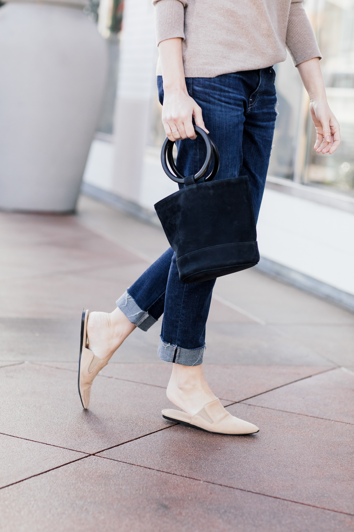 eatsleepwear, Kimberly Lapides, OUTFIT, AG jeans, quay, jenni kayne, simon miller