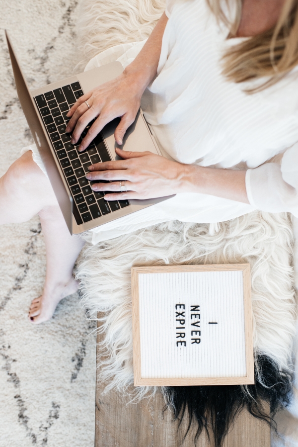 eatsleepwear, Kimberly Lapides, BEAUTY, SKII, INeverExpire