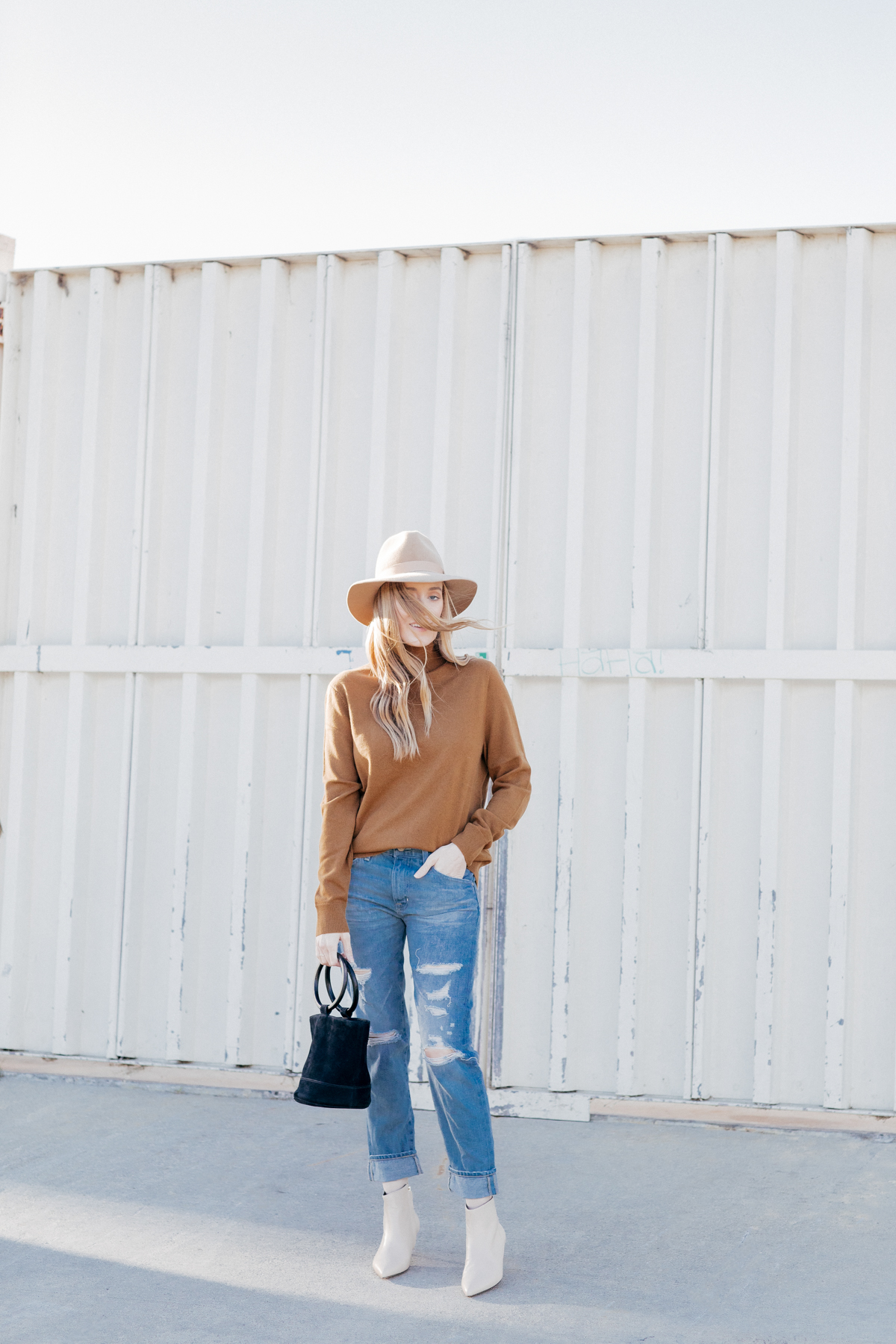 eatsleepwear, Kimberly Lapides, OUTFIT, AndOtherStories, Preston And Olivia, AG jeans, simon miller