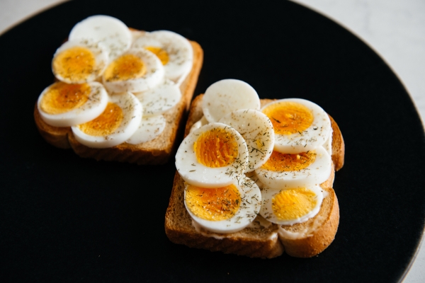 eatsleepwear, Kimberly Lapides, FOOD, recipe, instant pot, hard boiled eggs, eggs, egg salad, egg toast