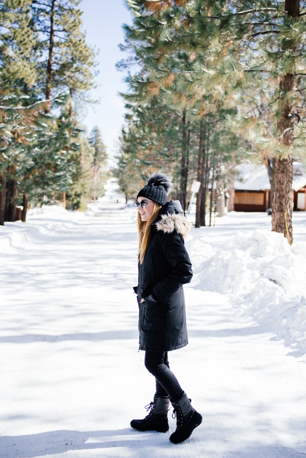 eatsleepwear, Kimberly Lapides, TRAVEL, Family, Motherhood, Big Bear, Snow, Aritzia, Gap, Ugg, HM