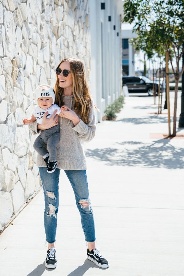 eatsleepwear, Kimberly Lapides, OUTFIT, Otis, Family, Vans, 360 cashmere, jbrand, rayban, hand m