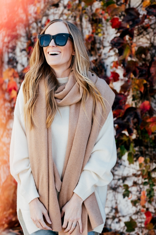 eatsleepwear, Kimberly Lapides, OUTFIT, andotherstories, ag jeans, aquatalia, quay, mansur gavriel