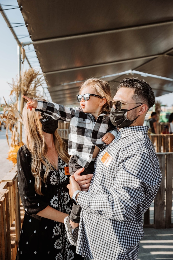 Pumpkin Patch Photo shoot at Tanaka Farms