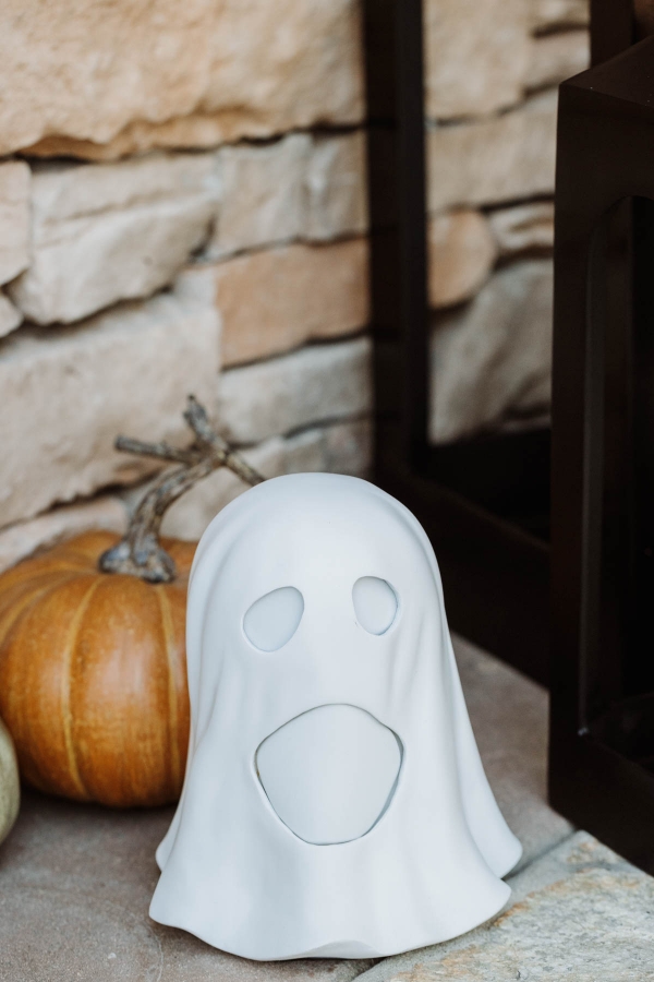 Fall & Halloween Decor For Patio & Yard with Lanterns, faux pumpkins, crow wreath and LED ghosts