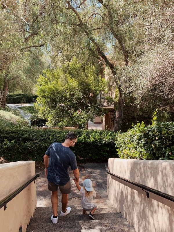 eatsleepwear goes on a family trip with toddler to Rancho Bernardo Inn