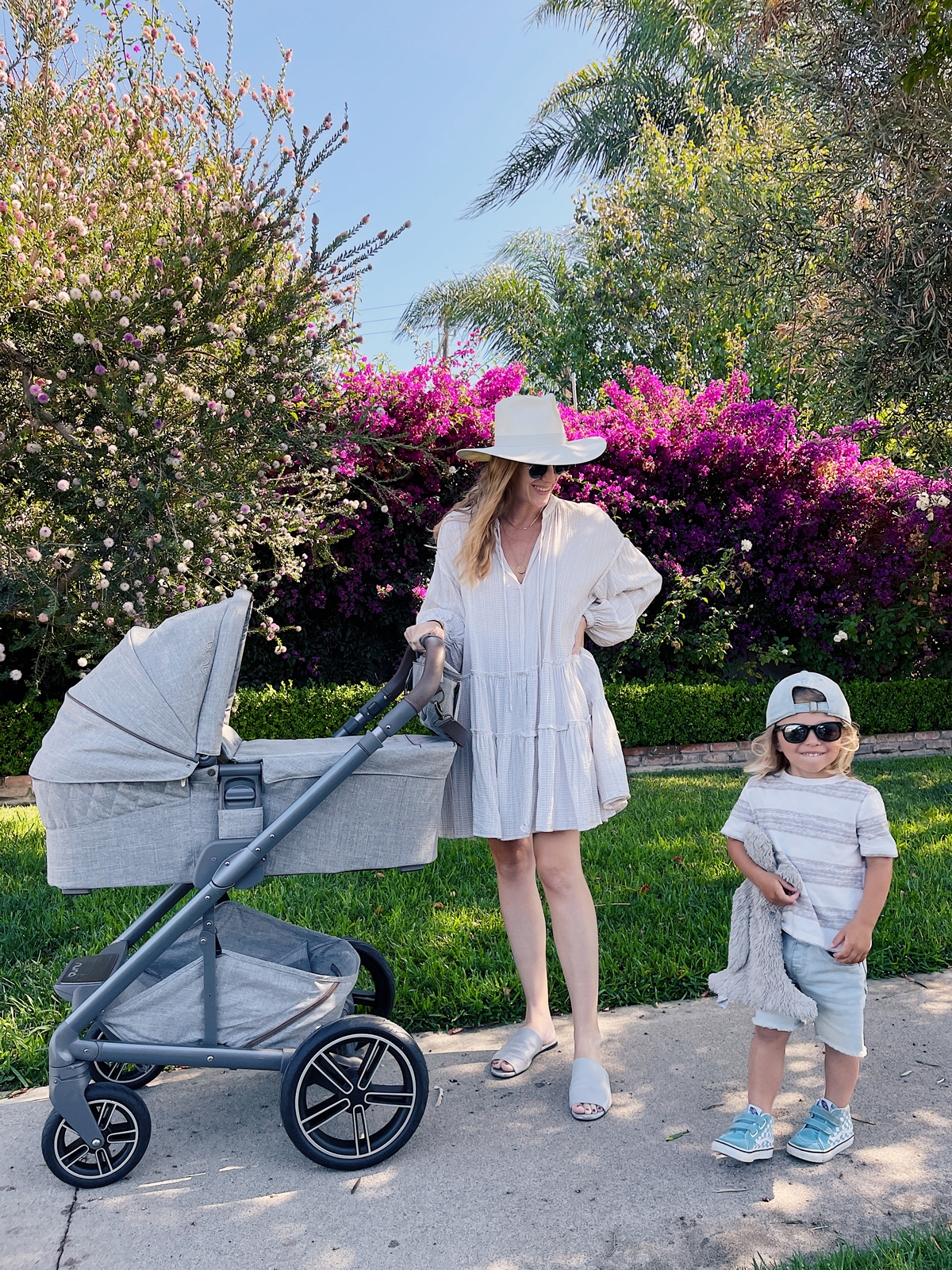 eatsleepwear newborn baby essentials the nuna mixx stroller