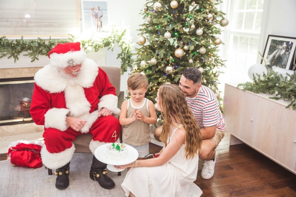 Kimberly Lapides eatsleepwear christmas themed birthday party for 4 year old