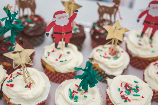 Kimberly Lapides eatsleepwear christmas themed birthday party for 4 year old